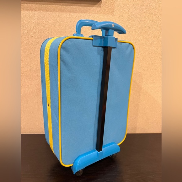 Super Rare!! Max and Ruby Rolling SuitCase - Picture 6 of 15